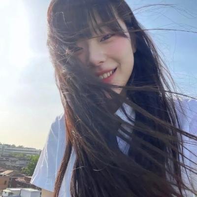 播音台的姊妹花